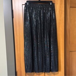 Grave & Mila Chic Black Metalic Threaded Midi Skirt, great condition